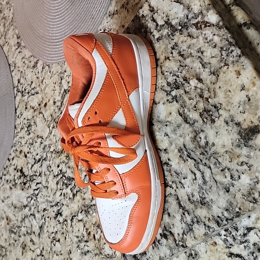 Shoes - Picture 3 of 4